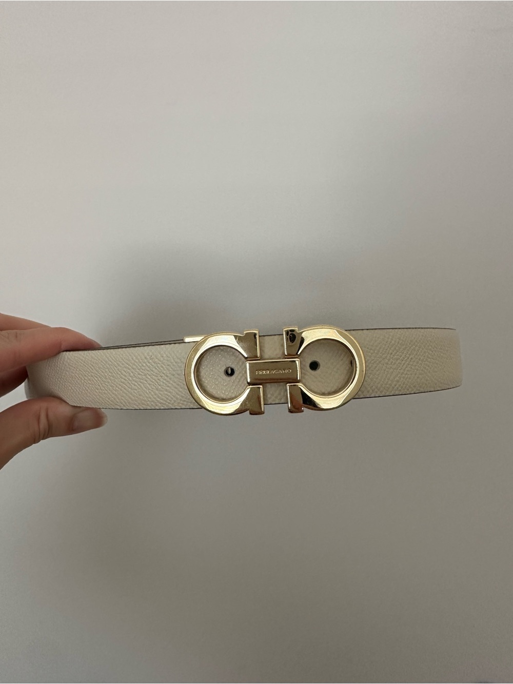 100% Authentic Salvatore Ferragamo Ivory Leather Belt with Gold Gancini Buckle